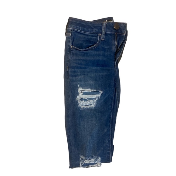 American Eagle Blue Jeans - Picture 2 of 3